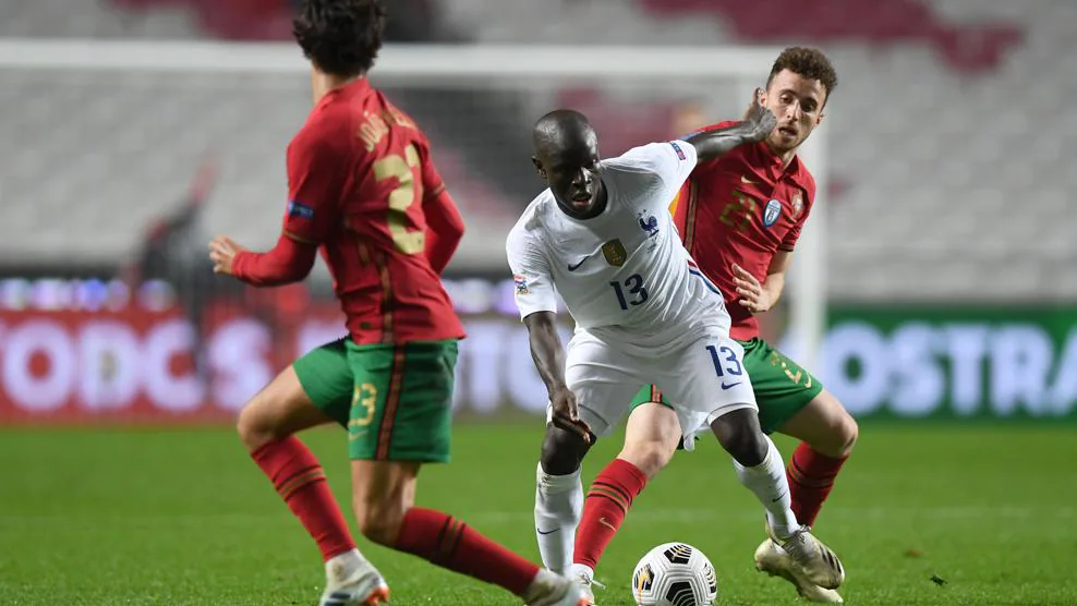 Resumo: Portugal 0-1 França